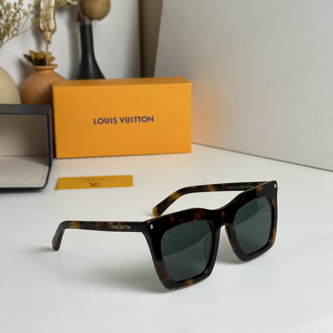 Louis Vuitton La Grande Bellezza Sunglasses    Z4028W - PerfectKickZ