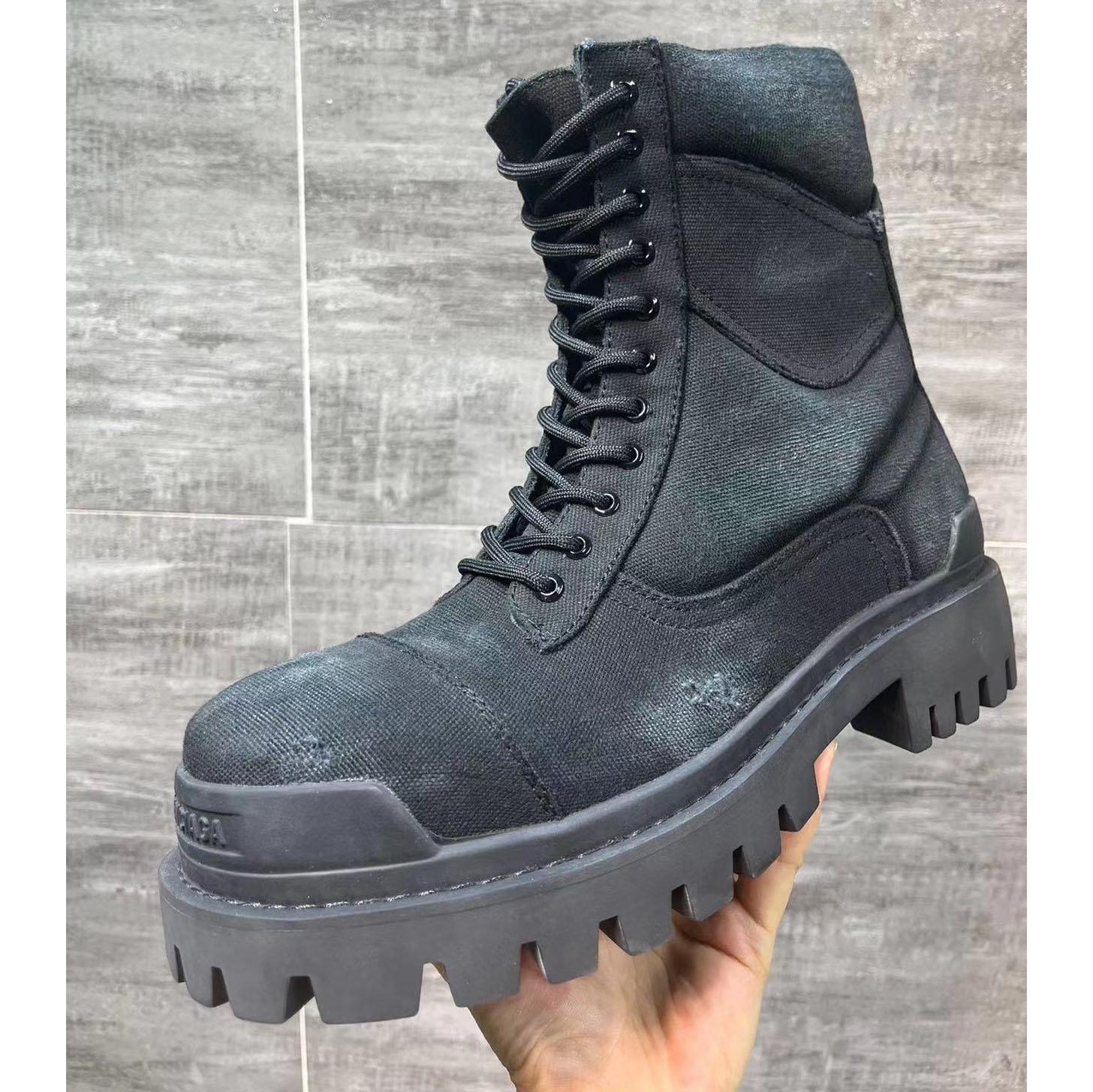 Balenciaga Men's Combat Strike 20mm Boot - PerfectKickZ