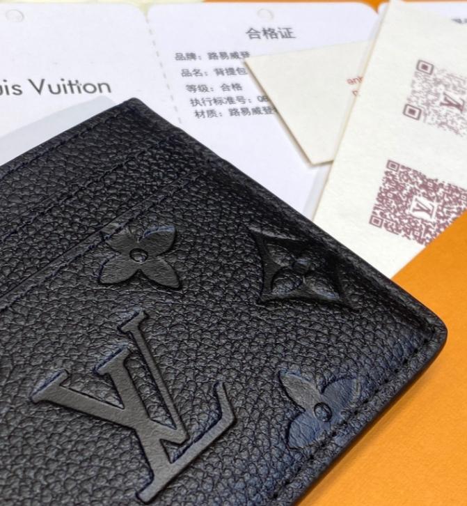 LV Charms Card Holder 10.2 x 7.3 x 0.3cm - 