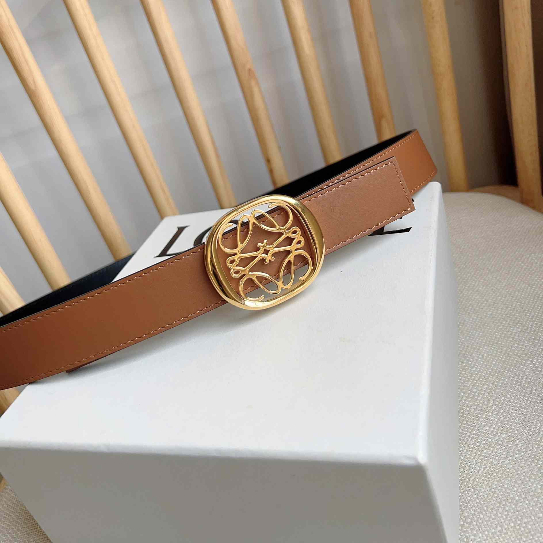 Loewe Reversible Anagram Ellipse belt In Smooth Calfskin - PerfectKickZ