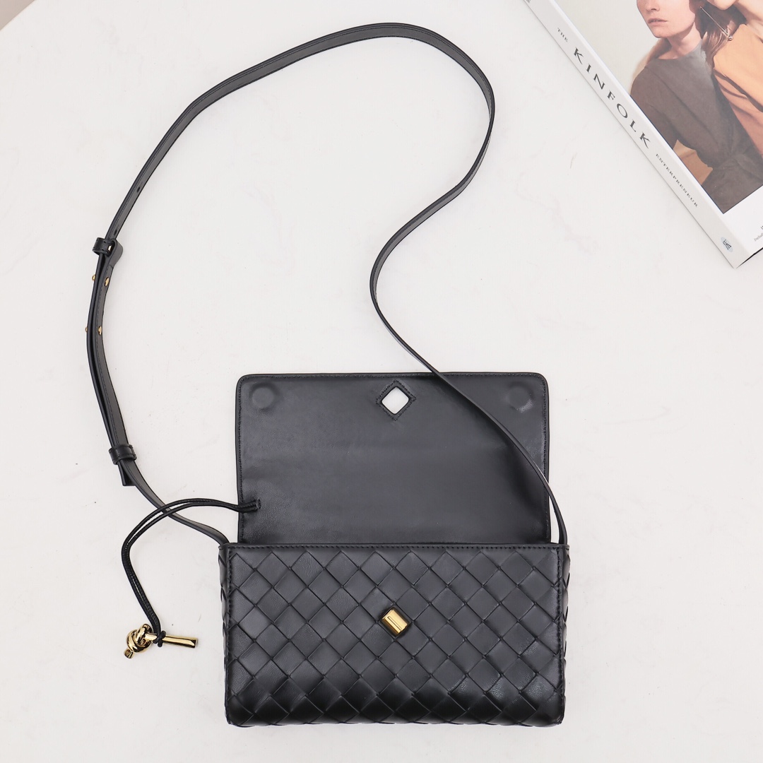 Bottega Veneta Mini Andiamo Cross-Body Bag - PerfectKickZ