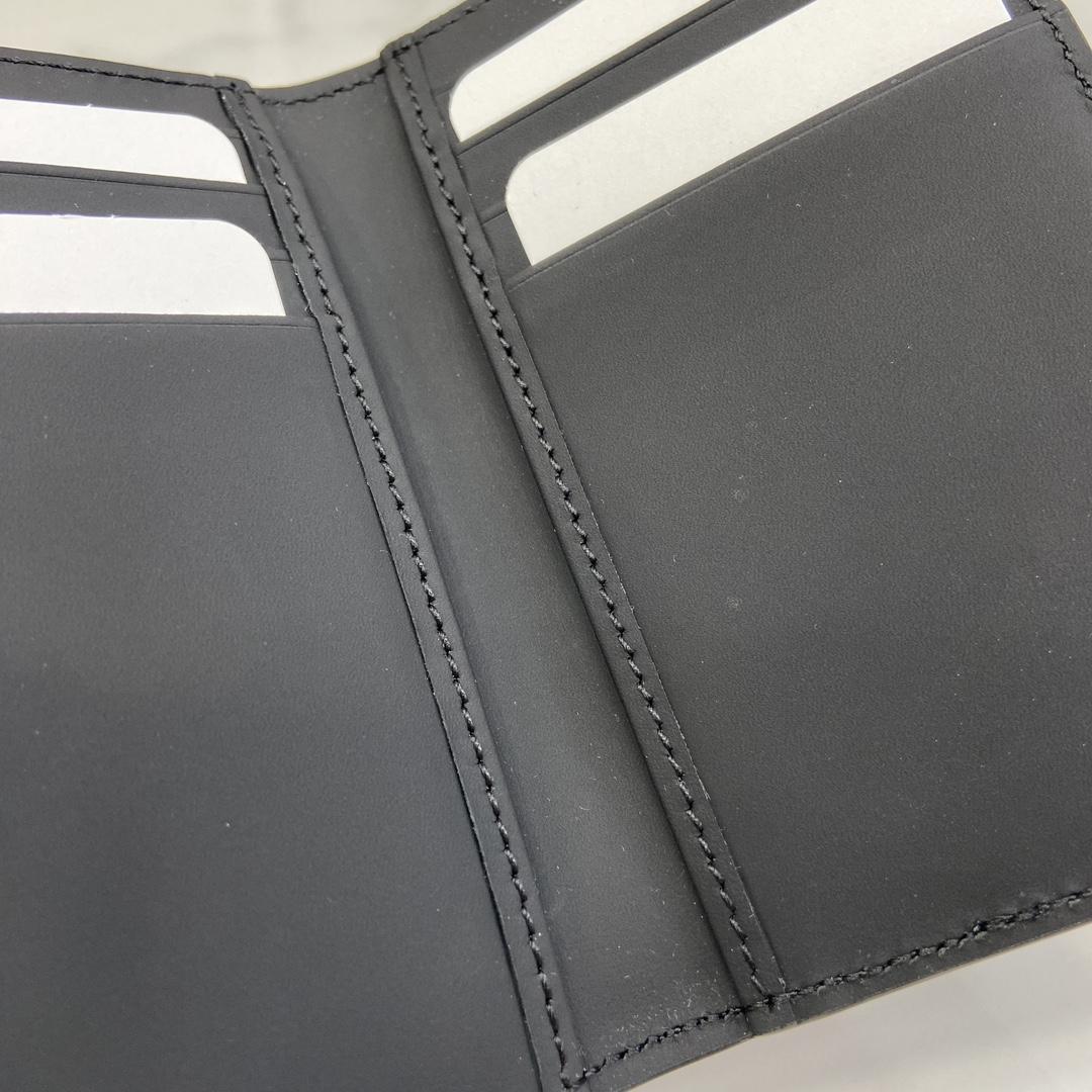 Gucci GG Rubber-effect Long Card Case - PerfectKickZ