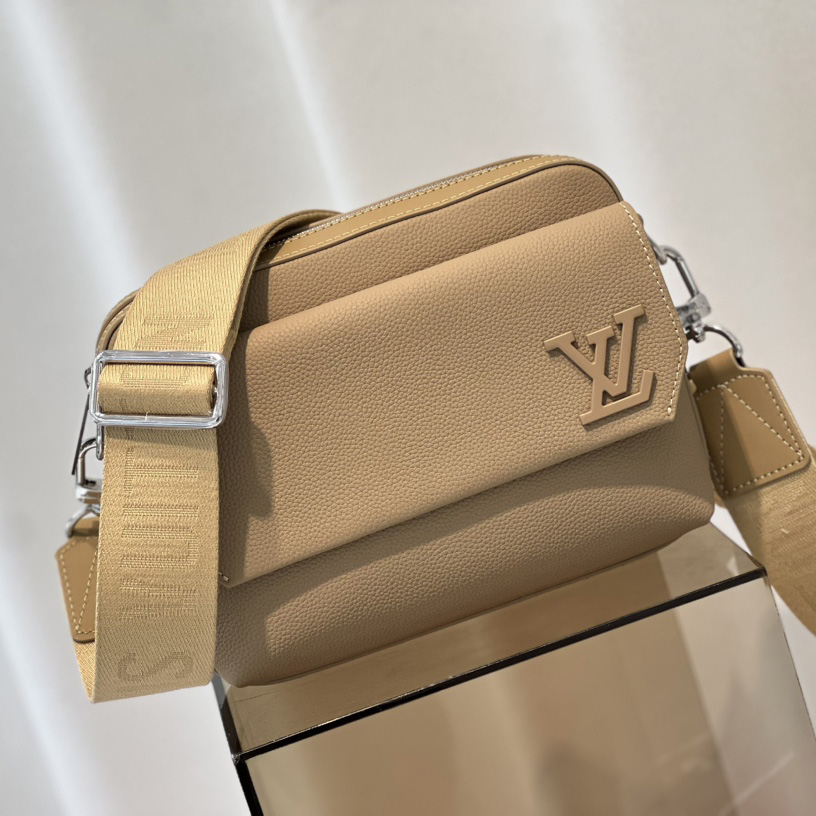 Louis Vuitton Fastline Messenger Bag   M23710 - PerfectKickZ