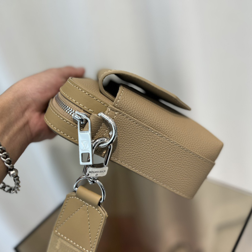 Louis Vuitton Fastline Messenger Bag   M23710 - PerfectKickZ