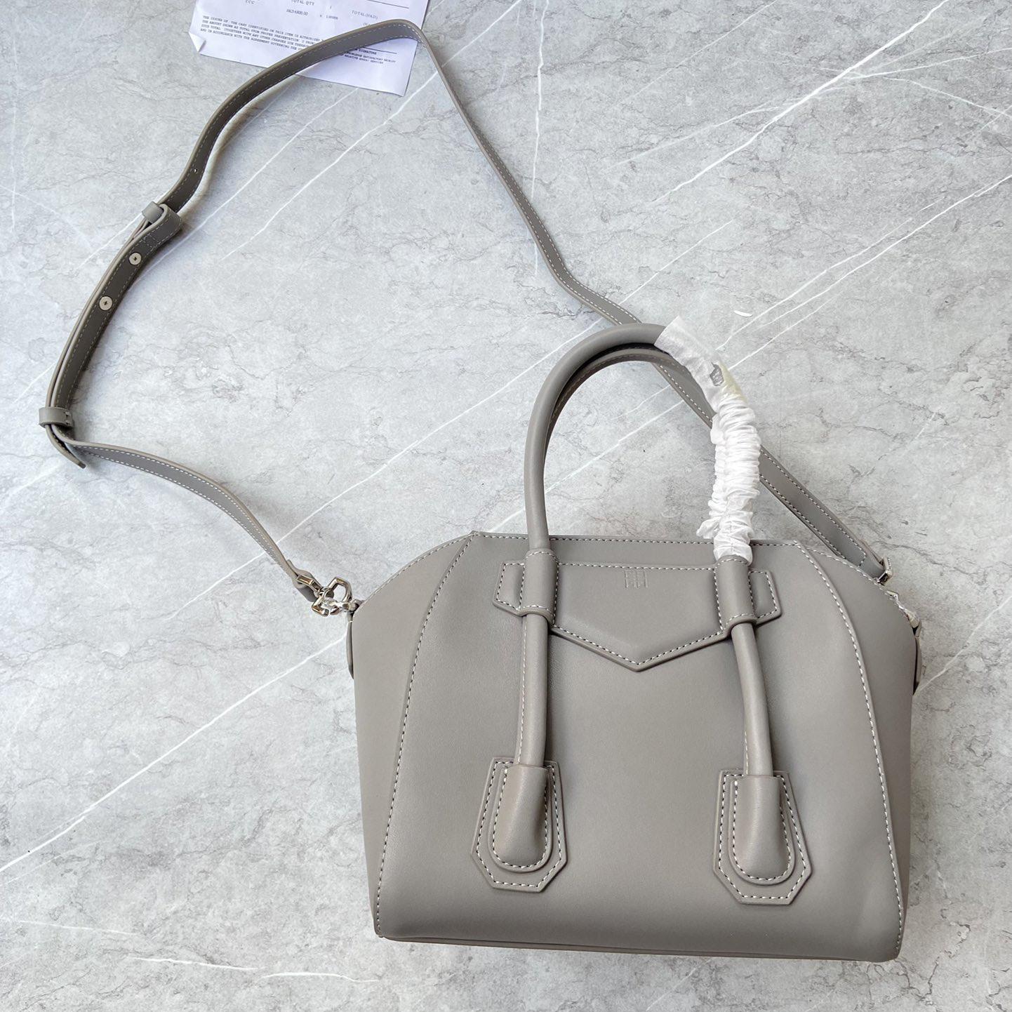 Givenchy Mini Antigona Lock Bag (23*27*13cm) - PerfectKickZ