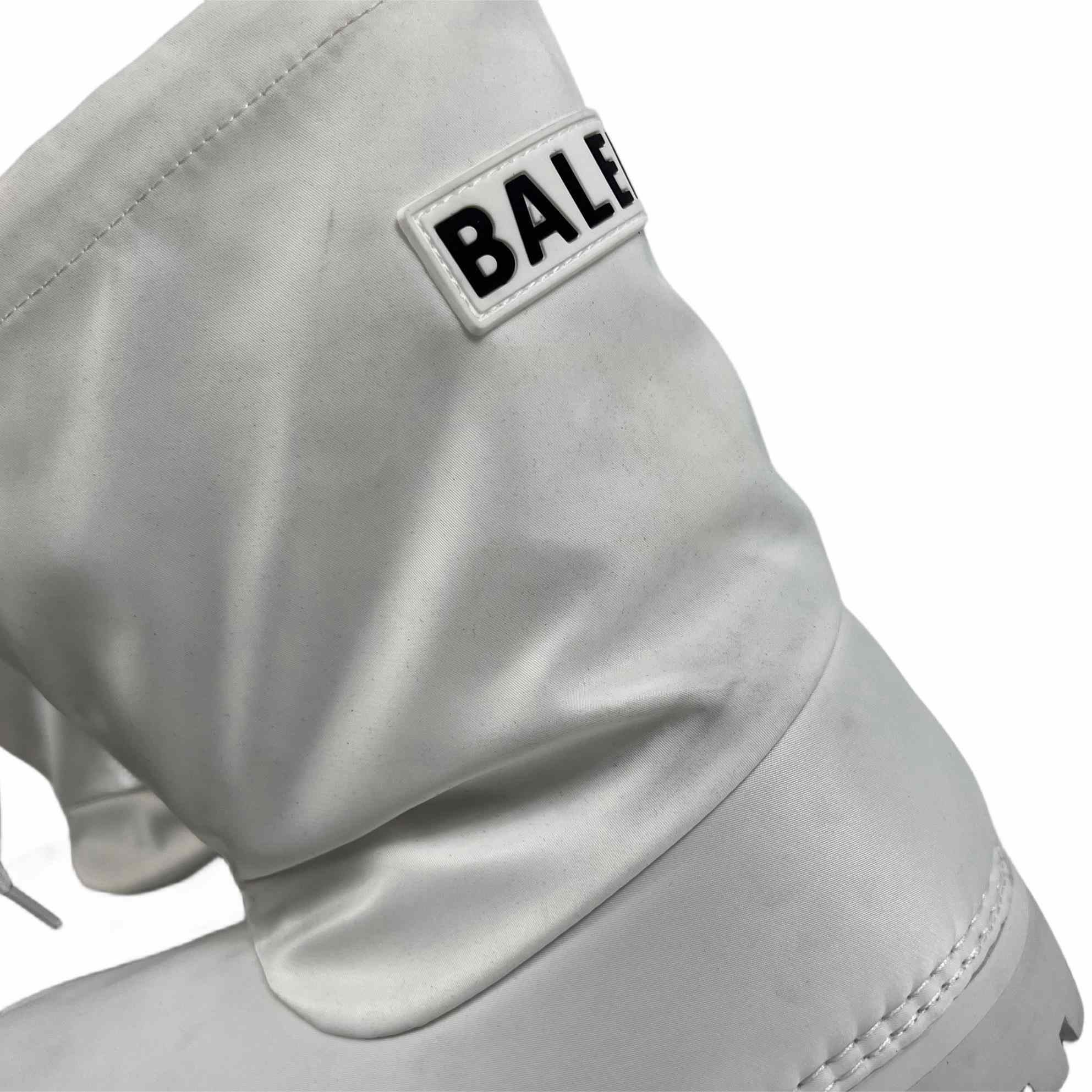 Balenciaga Alaska Low Boot In White Nylon - PerfectKickZ