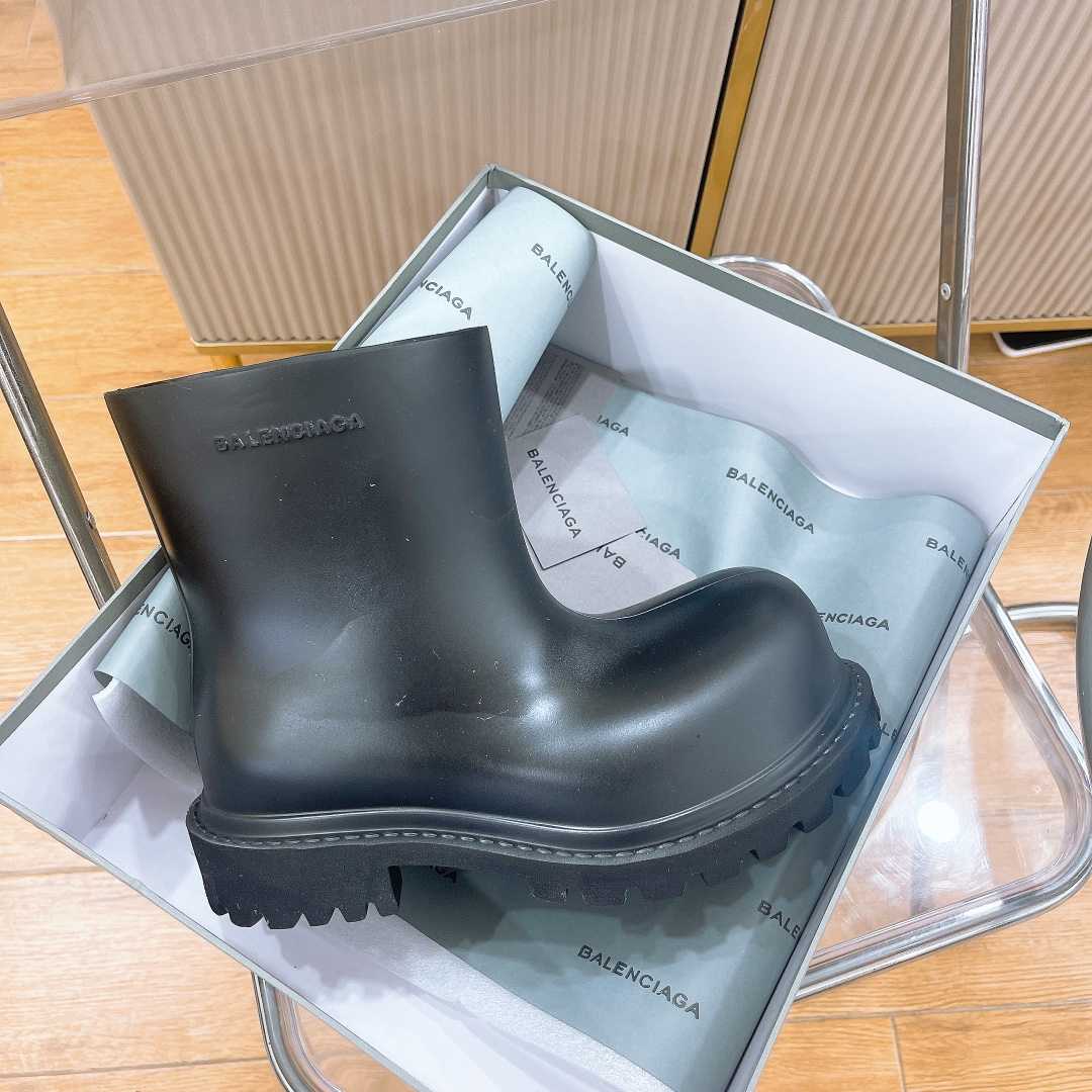 Balenciaga Steroid Bootie In Black - PerfectKickZ