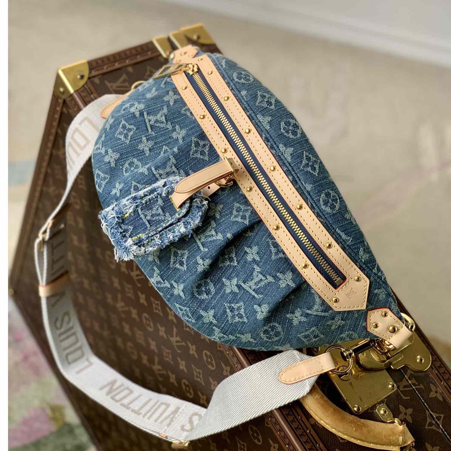 Louis Vuitton High Rise      M46837 - PerfectKickZ