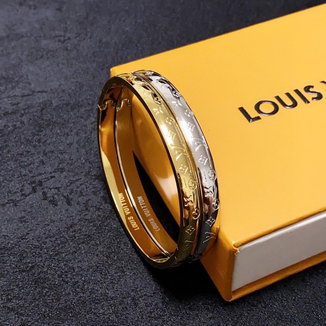 Louis Vuitto Nanogram Bracelet  M1029 - PerfectKickZ