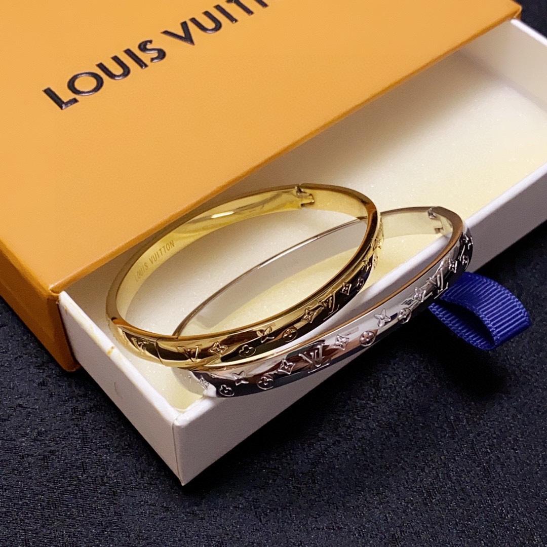 Louis Vuitto Nanogram Bracelet  M1029 - PerfectKickZ