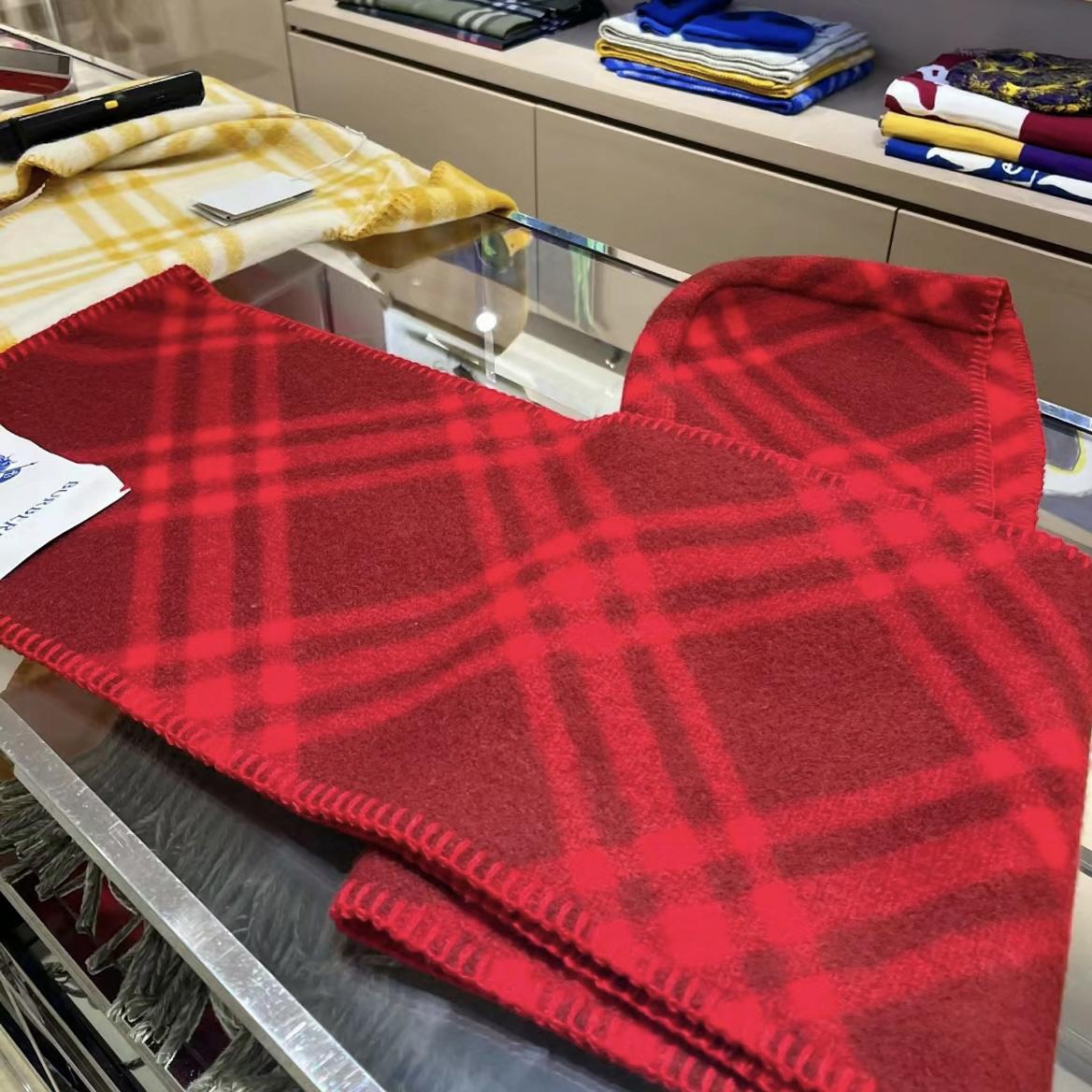 Burberry Check Wool Hooded Scarf - PerfectKickZ