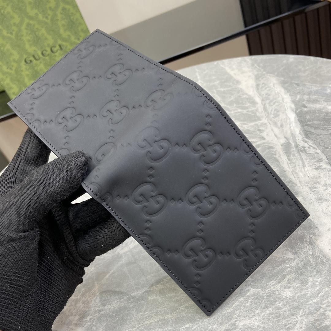 Gucci GG Rubber-effect Bi-fold Wallet - PerfectKickZ