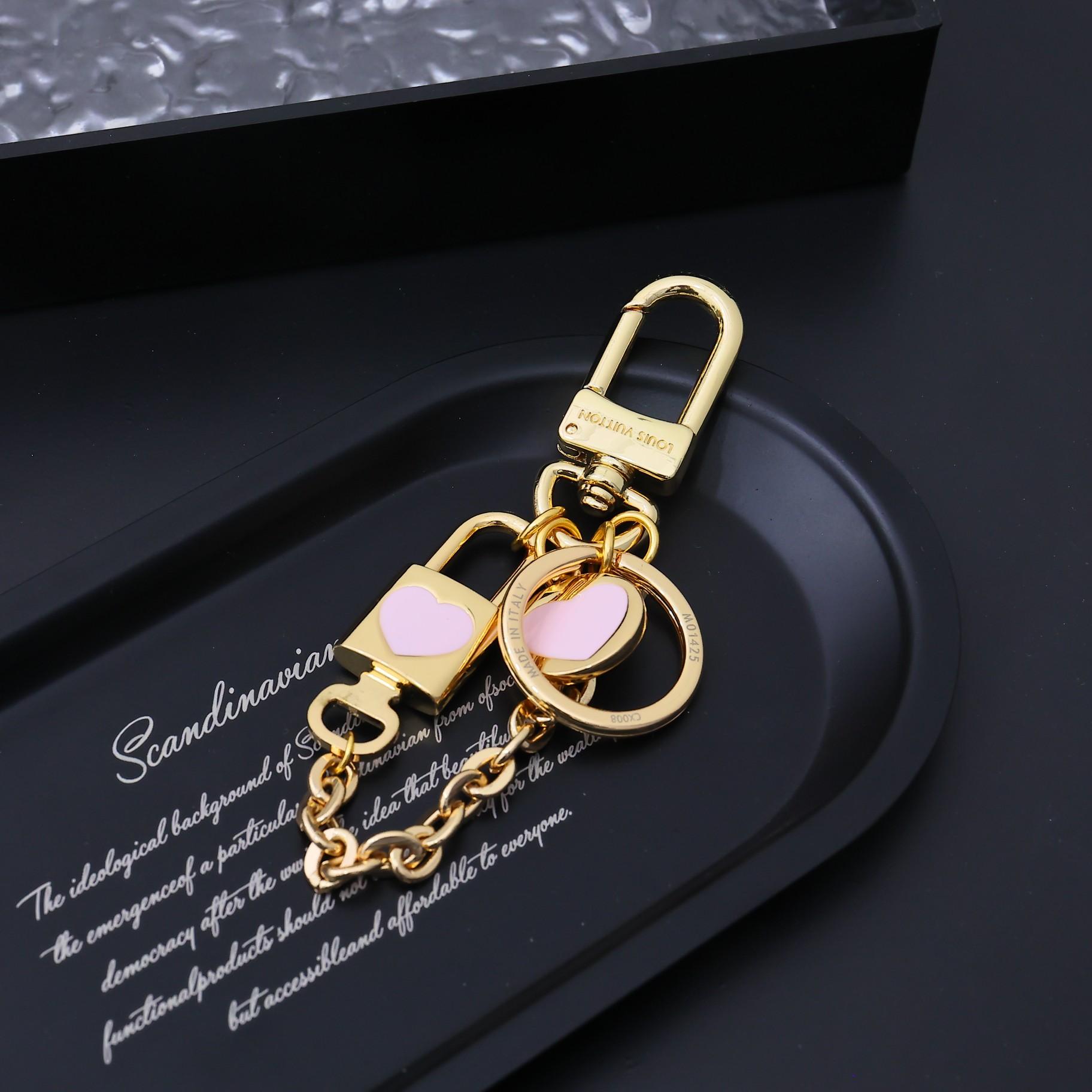 Louis Vuitton Cadenas Key Holder   M01425 - PerfectKickZ