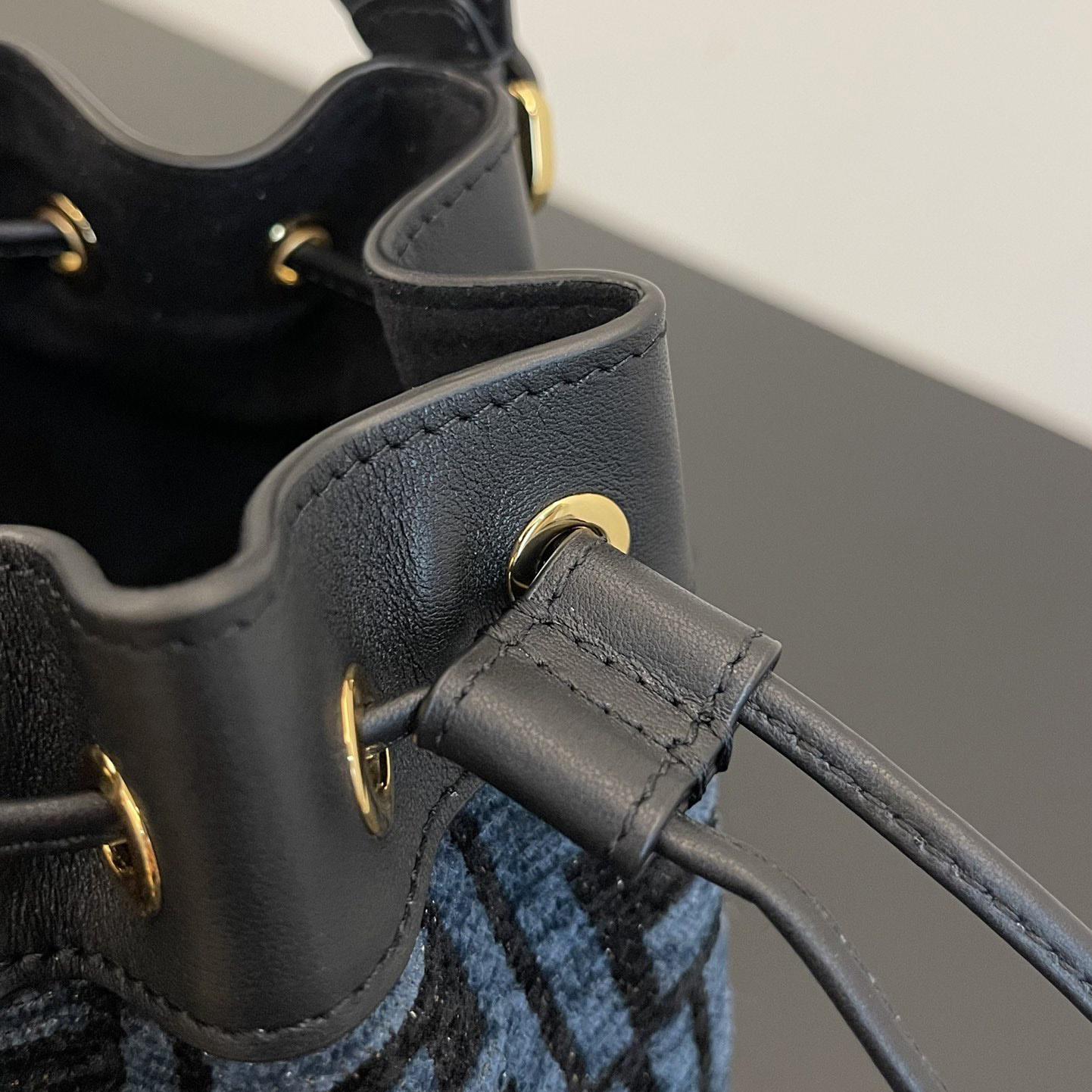 Fendi Mon Tresor Mini Bucket Bag (18-12-10cm) - PerfectKickZ