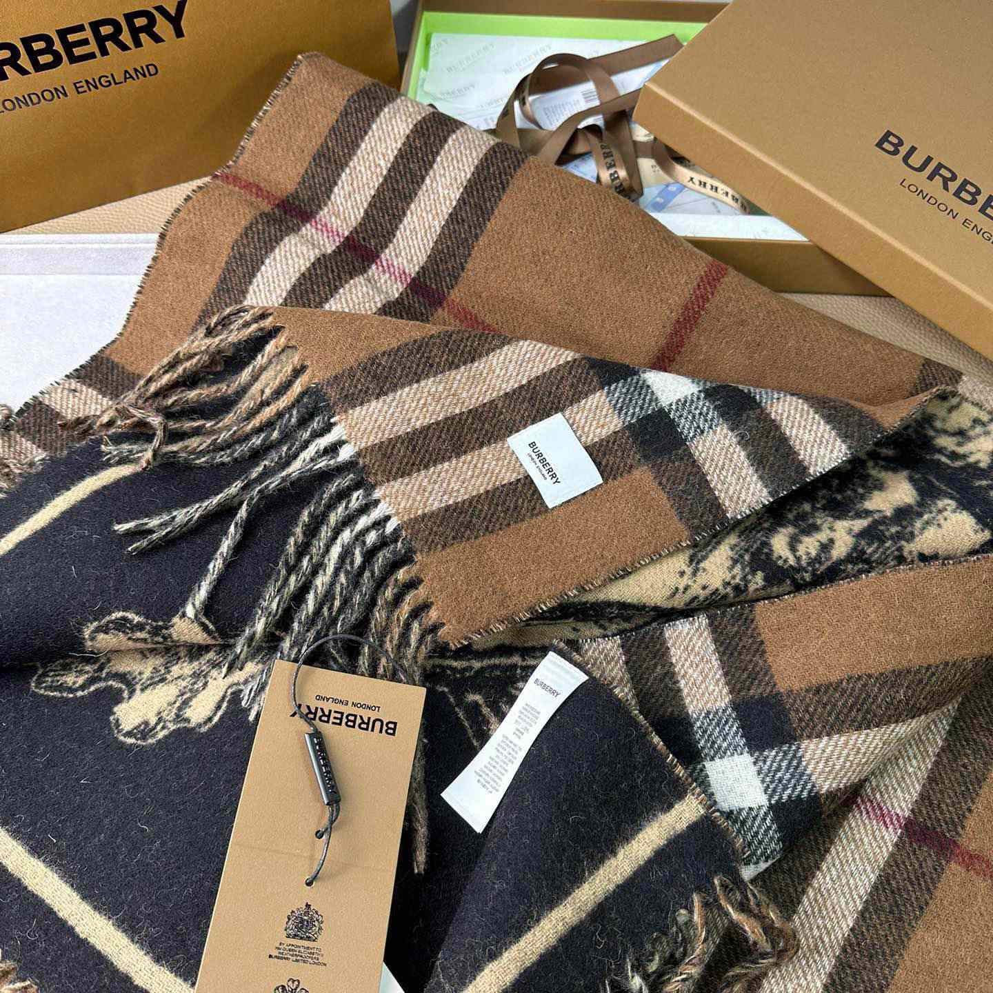 Burberry EKD Cashmere Reversible Scarf - PerfectKickZ