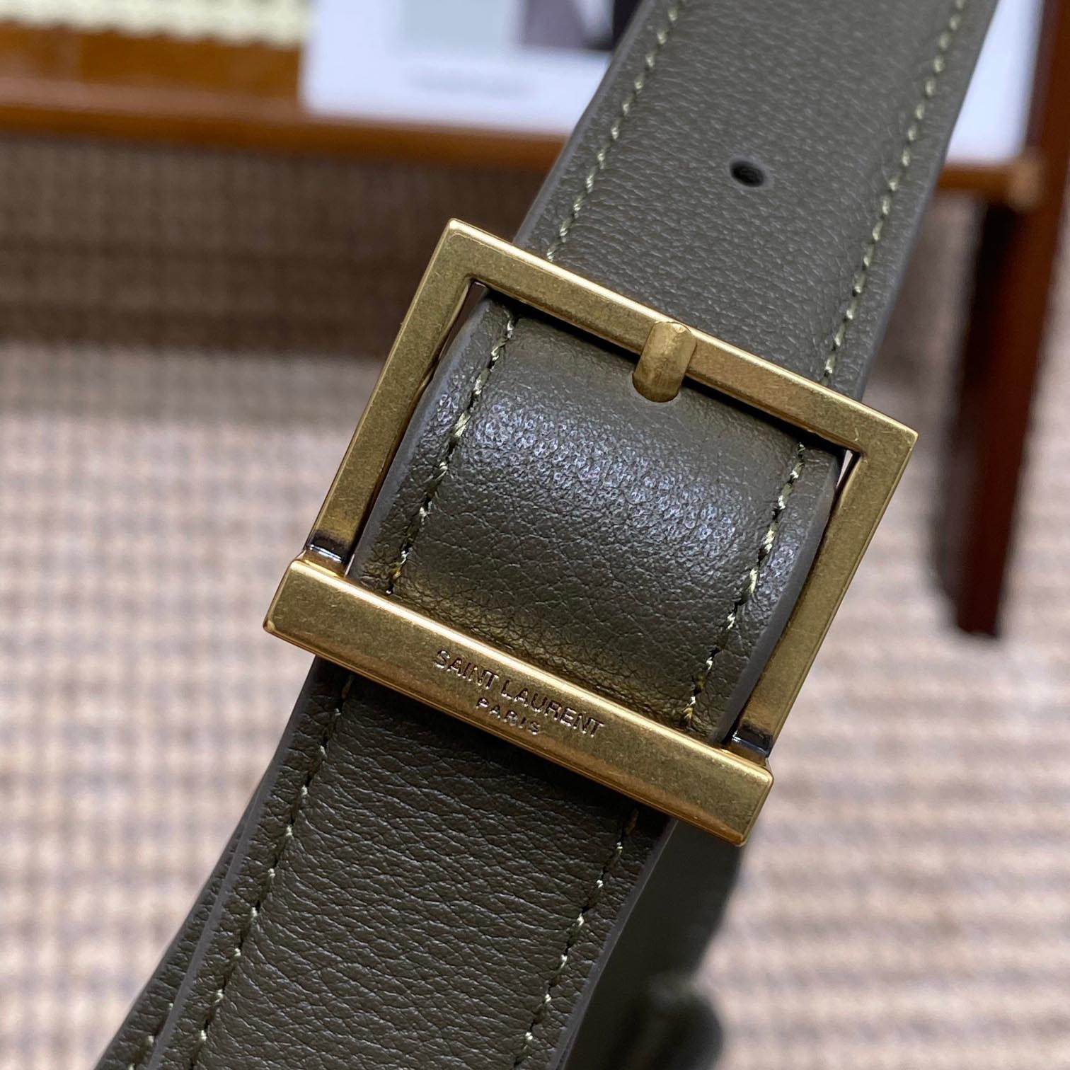 Saint Laurent LE 5 À 7 Supple Small In Grained Leather - 