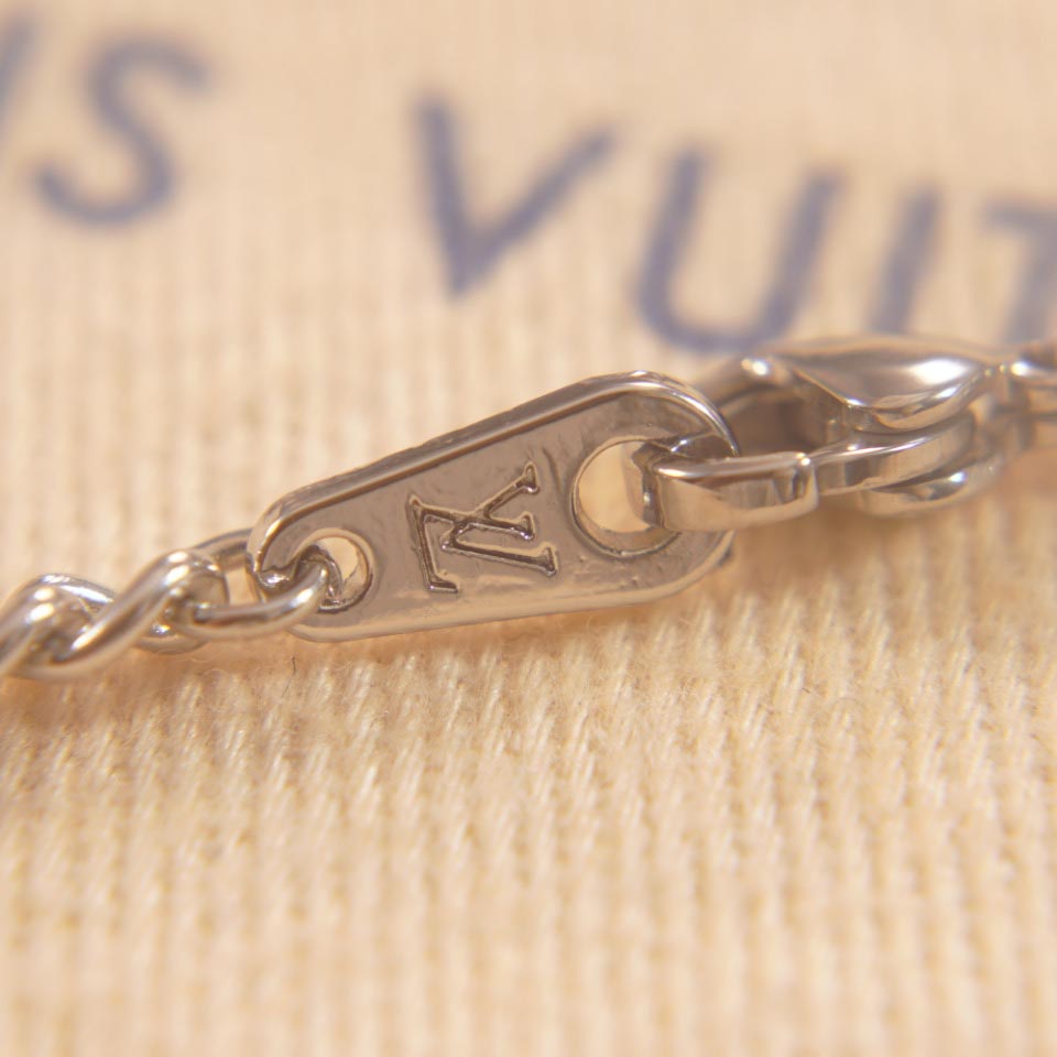 Louis Vuitton LV Trainer Necklace    M01407 - PerfectKickZ