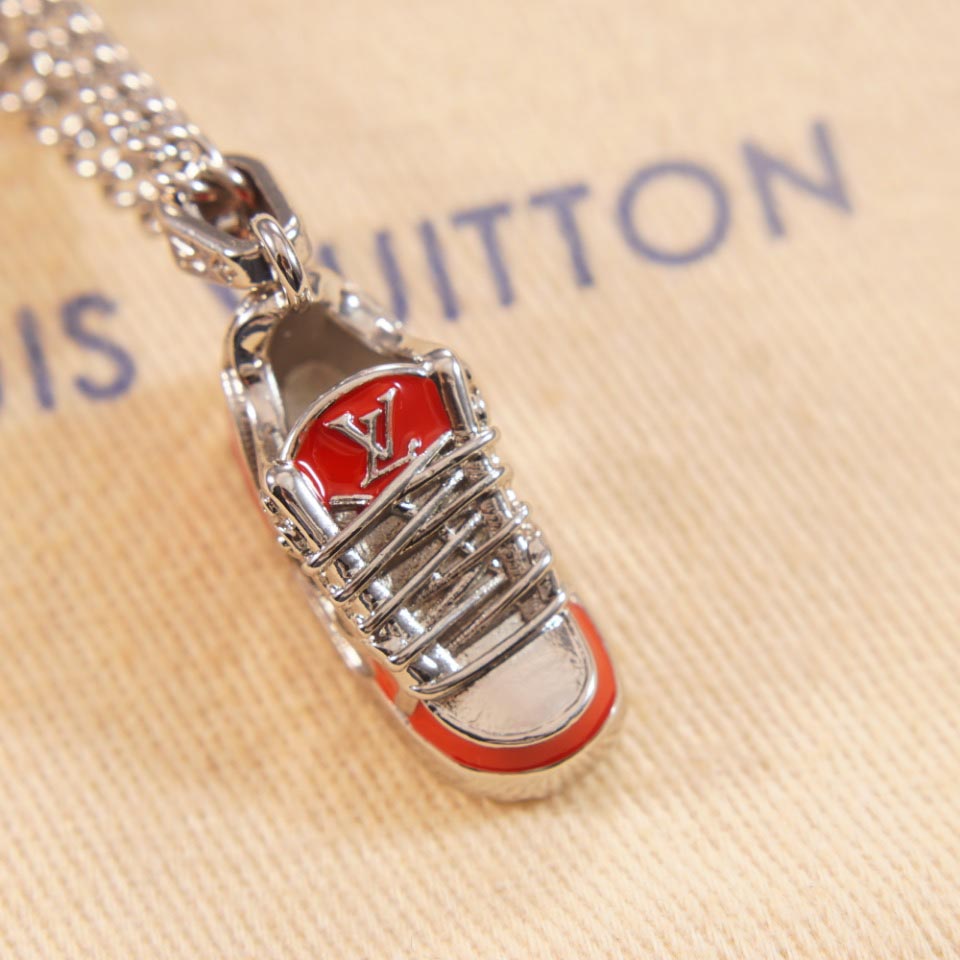 Louis Vuitton LV Trainer Necklace    M01407 - PerfectKickZ