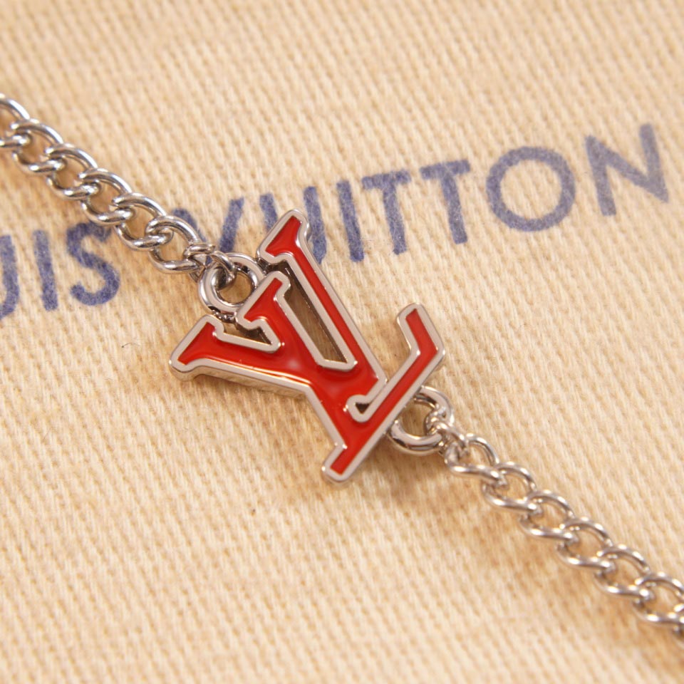 Louis Vuitton LV Trainer Necklace    M01407 - PerfectKickZ