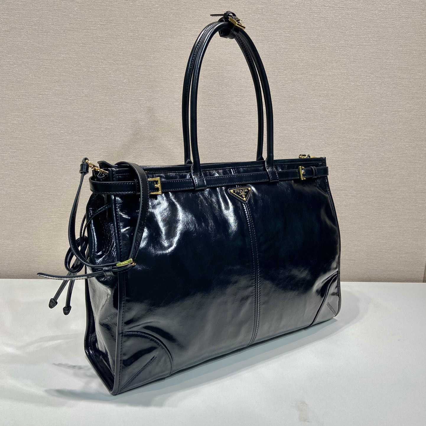 Prada Large Leather Handbag - PerfectKickZ