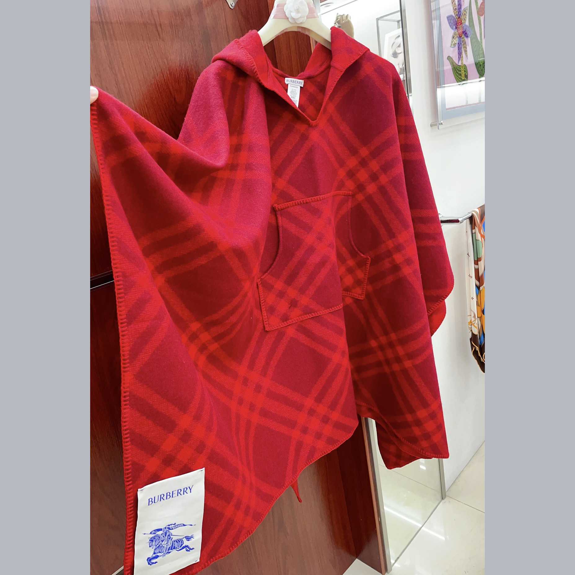Burberry Check Wool Blanket Cape - PerfectKickZ