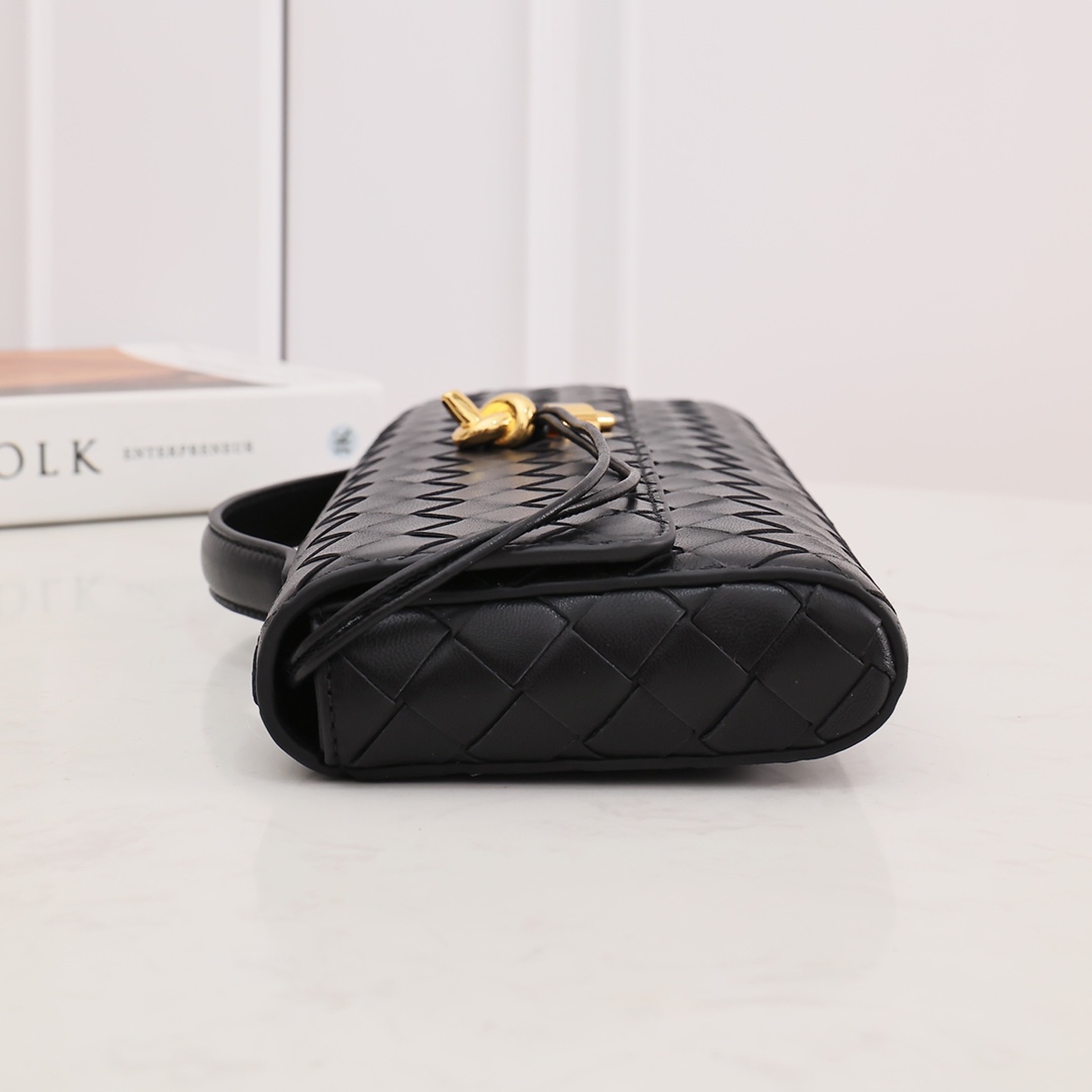 Bottega Veneta Long Clutch Andiamo With Handle - PerfectKickZ