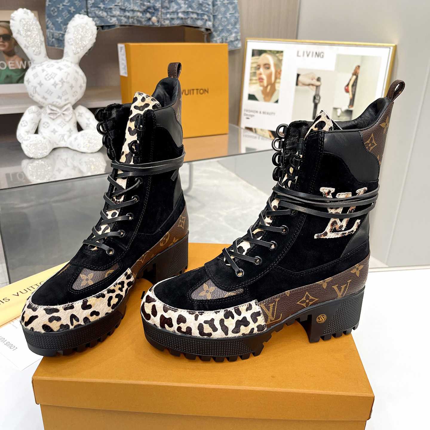 Louis Vuitton Laureate Platform Desert Boot - 