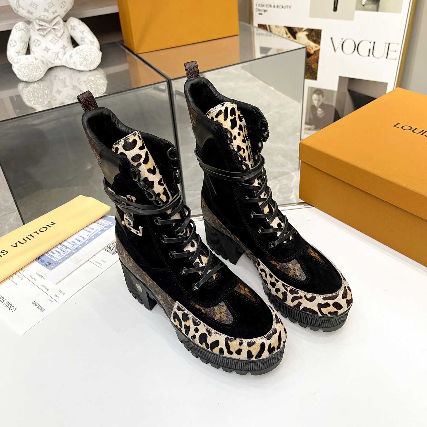 Louis Vuitton Laureate Platform Desert Boot - 