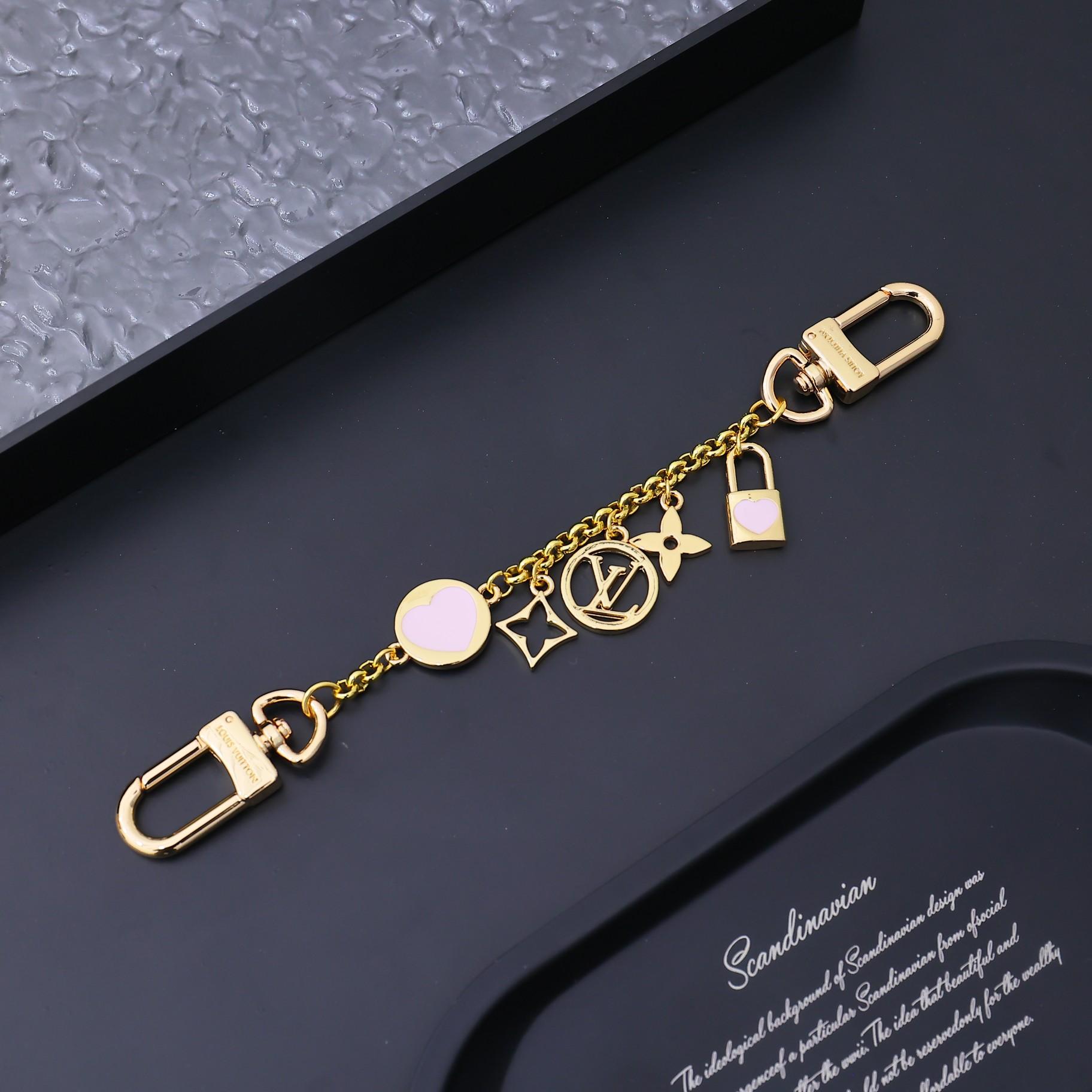 Louis Vuitton LV Iconic Heart Bag Charm    M01421 - PerfectKickZ