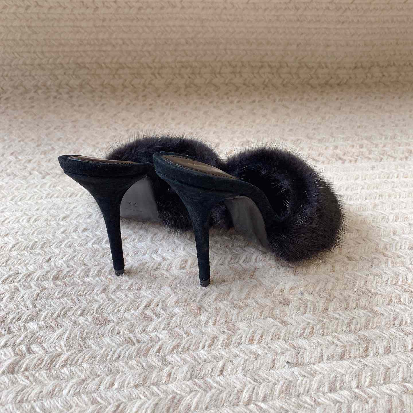Saint Laurent LA 16 Mules In Animal-Free Fur And Suede  - 