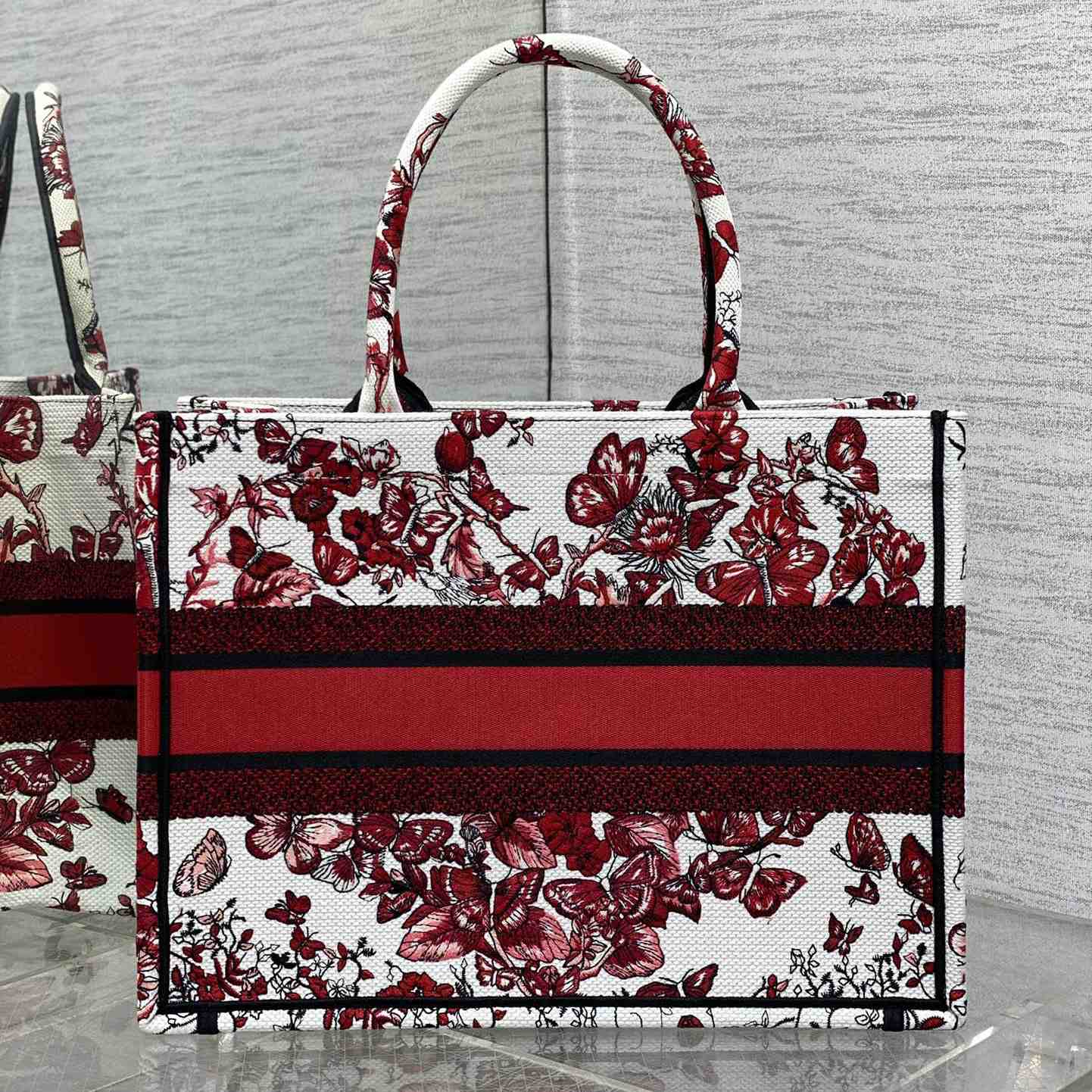 Dior Medium Dior Book Tote - PerfectKickZ