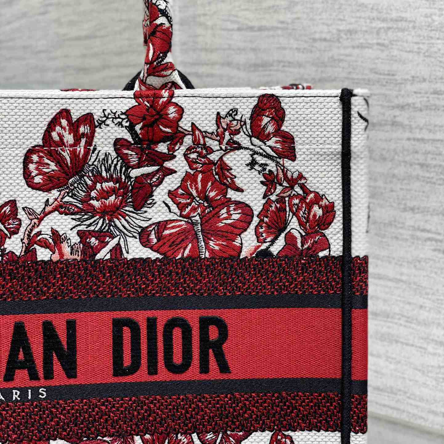 Dior Medium Dior Book Tote - PerfectKickZ
