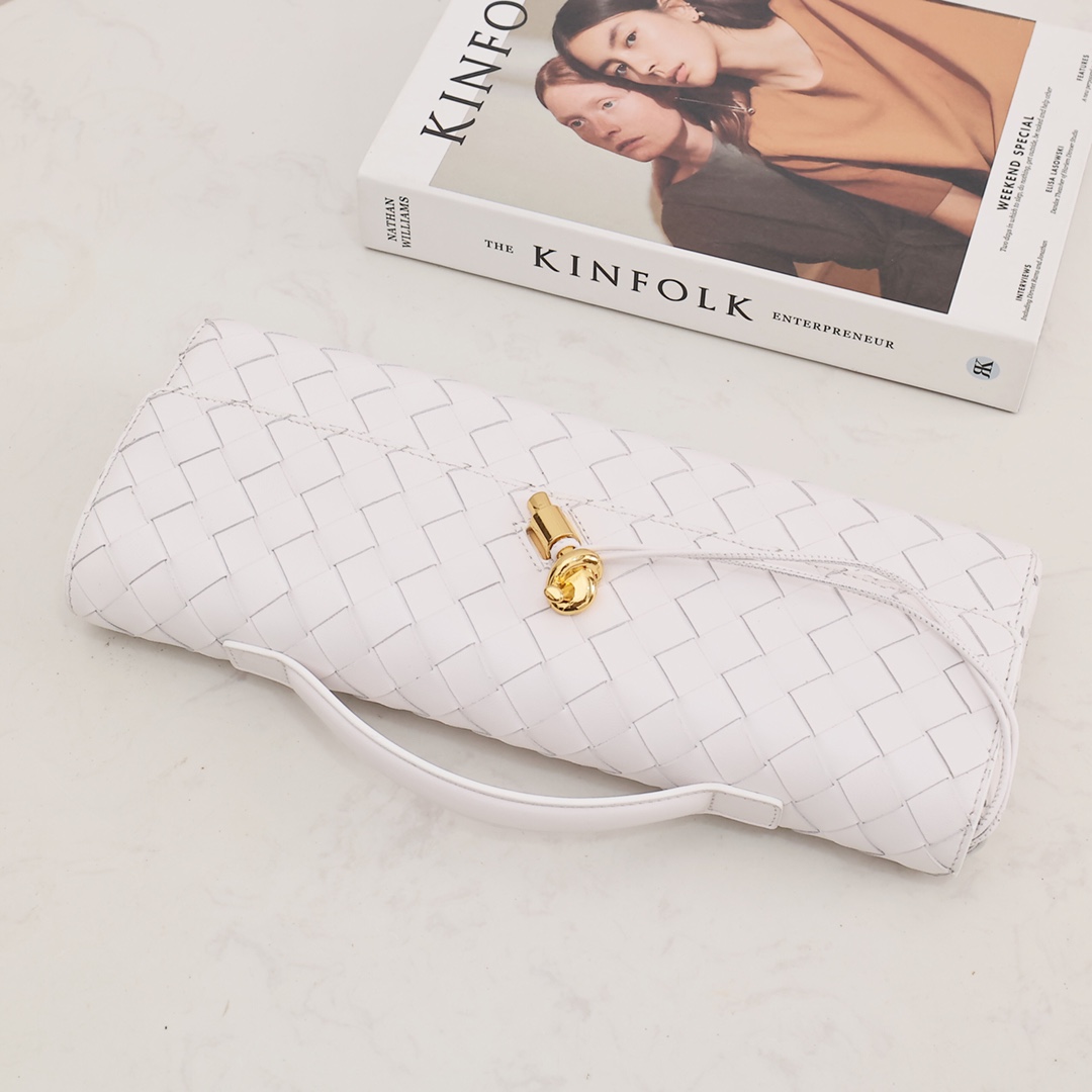 Bottega Veneta Long Clutch Andiamo With Handle - PerfectKickZ