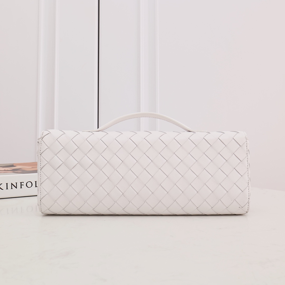 Bottega Veneta Long Clutch Andiamo With Handle - PerfectKickZ