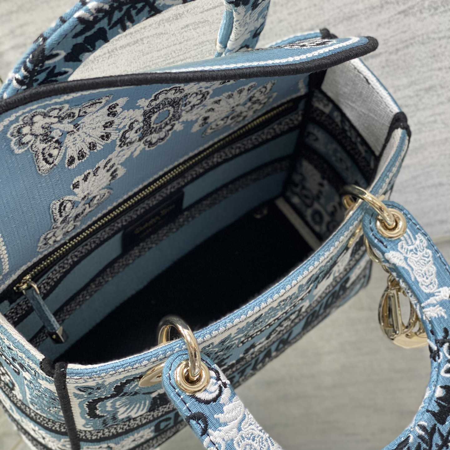 Dior Medium Lady D-Lite Bag - PerfectKickZ