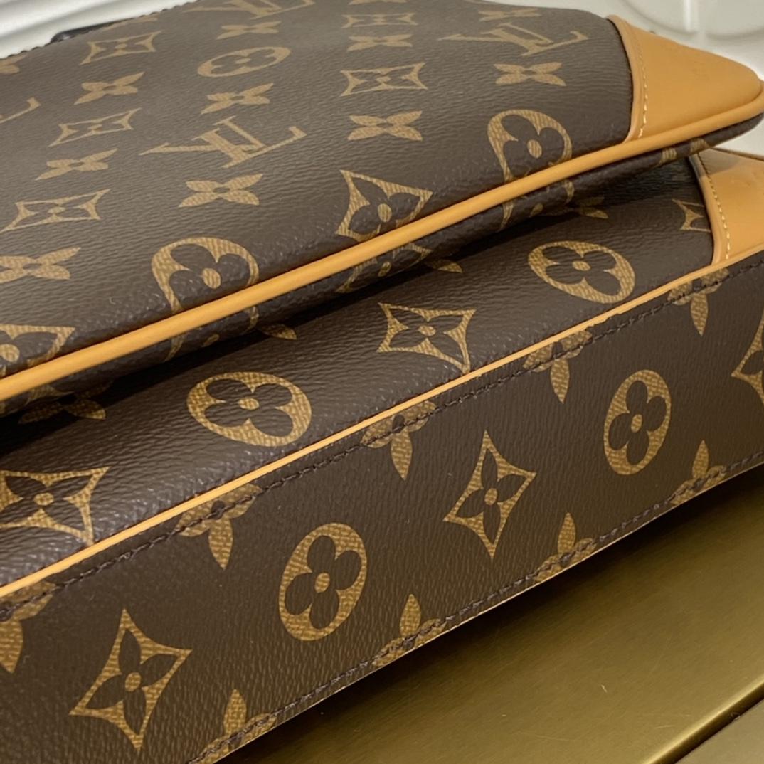 Louis Vuitton Trio Messenger    M46694 - PerfectKickZ