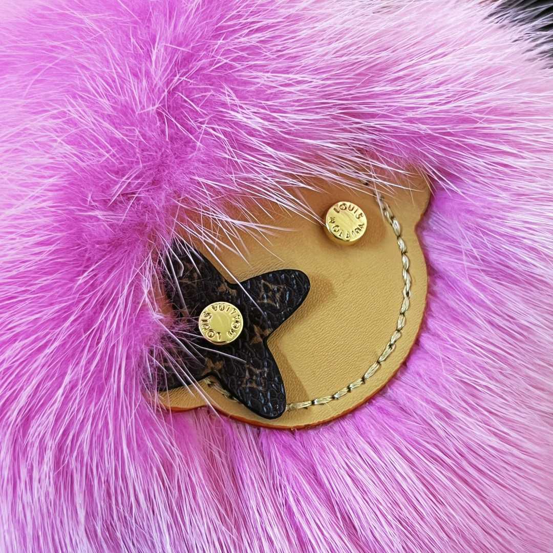 Louis Vuitto Vivienne Fur Key Holder   M01447 - PerfectKickZ
