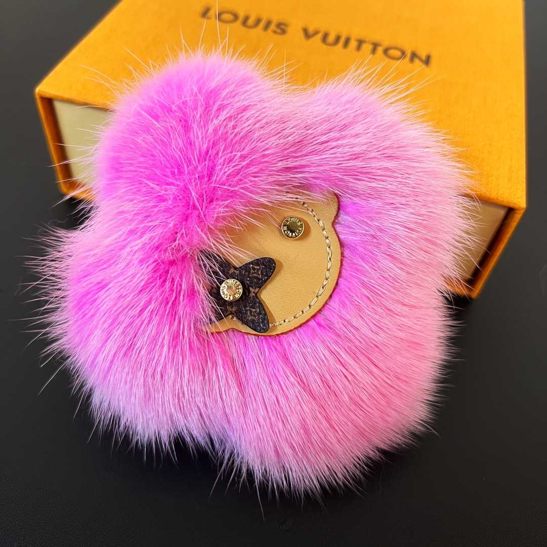Louis Vuitto Vivienne Fur Key Holder   M01447 - PerfectKickZ
