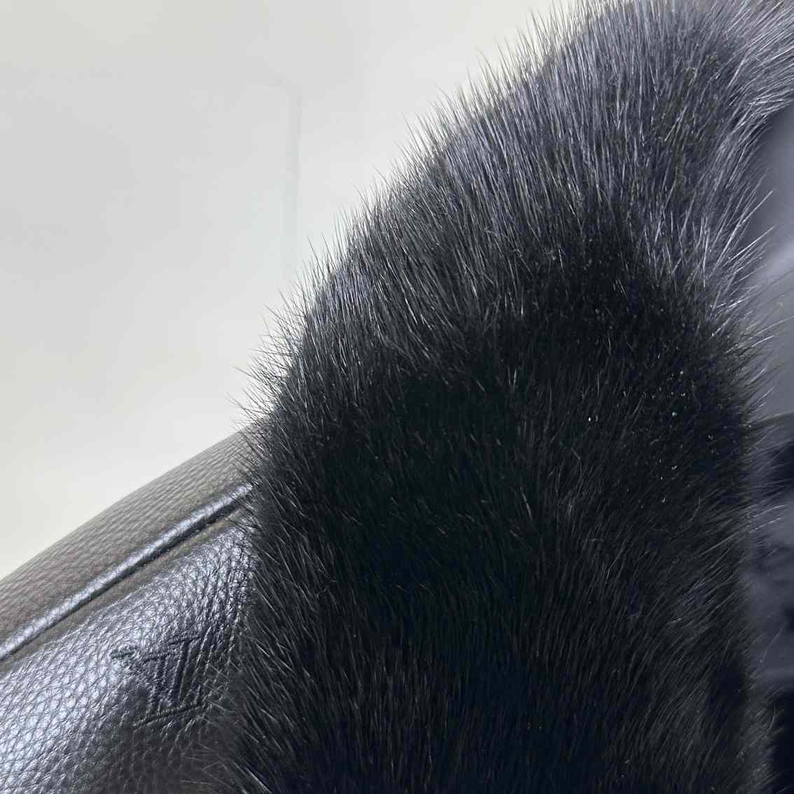 Louis Vuitton Leather Aviator Mink Collar    1AFIPA - PerfectKickZ