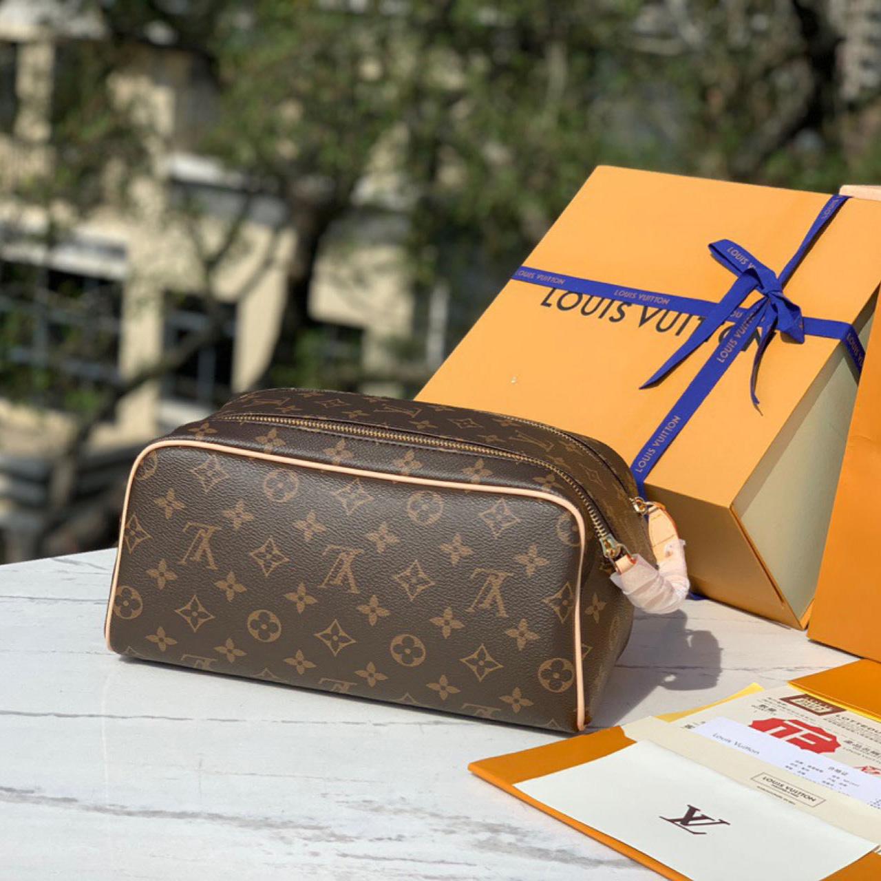 Louis Vuitton Dopp Kit Toilet Pouch   M44494 - PerfectKickZ