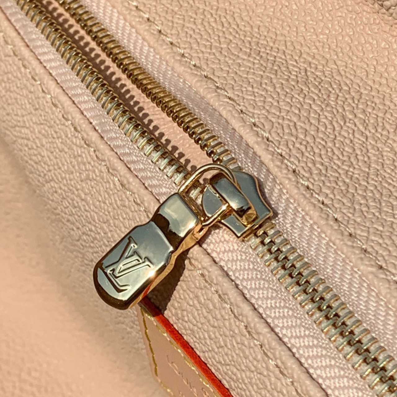 Louis Vuitton Dopp Kit Toilet Pouch   M44494 - PerfectKickZ