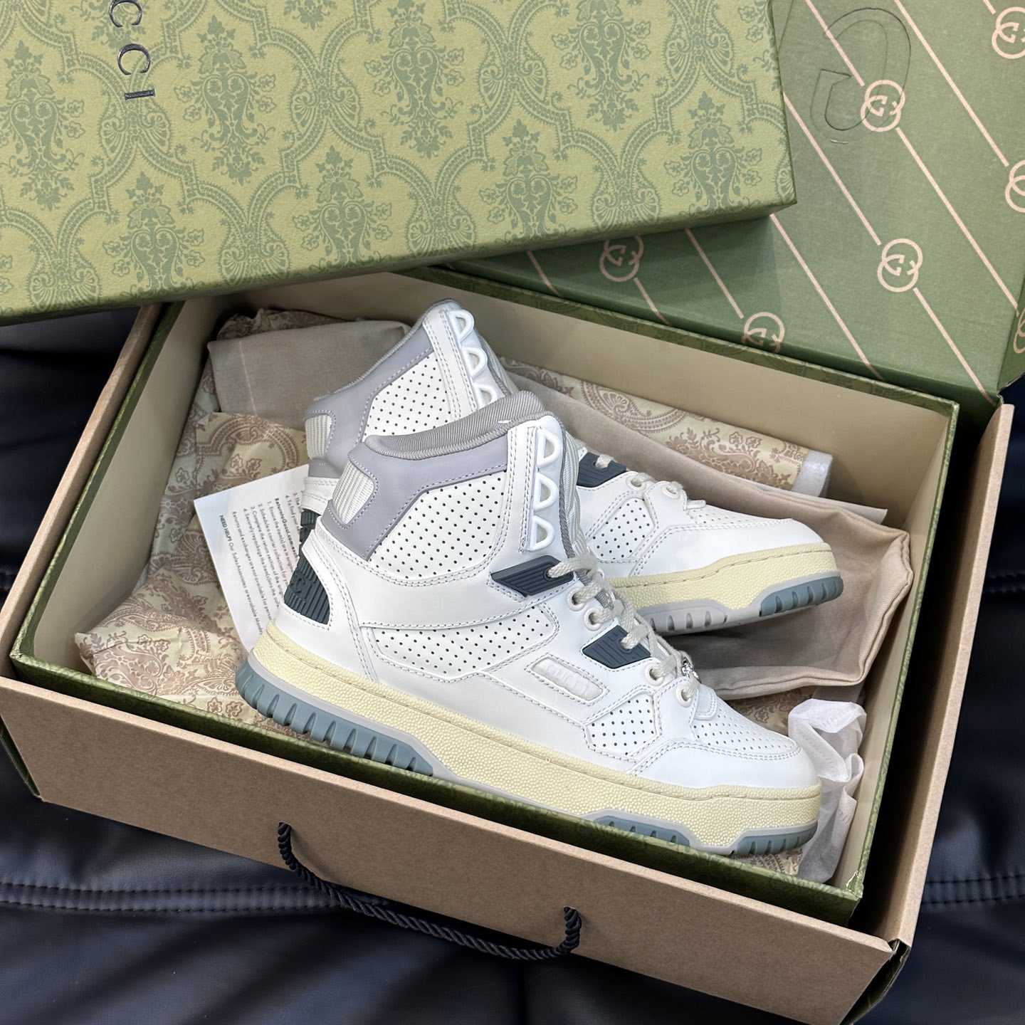 Gucci High Top Distressed Effect Sneaker  - 