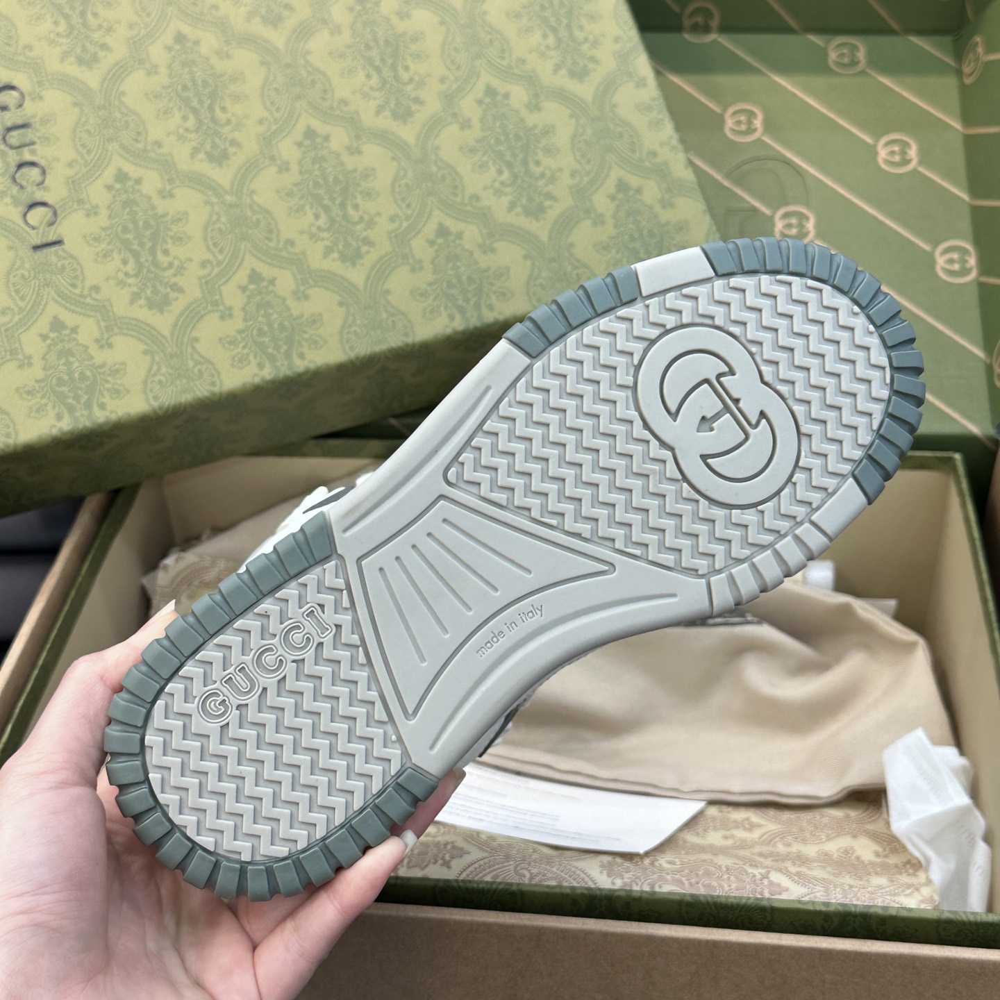 Gucci High Top Distressed Effect Sneaker  - 