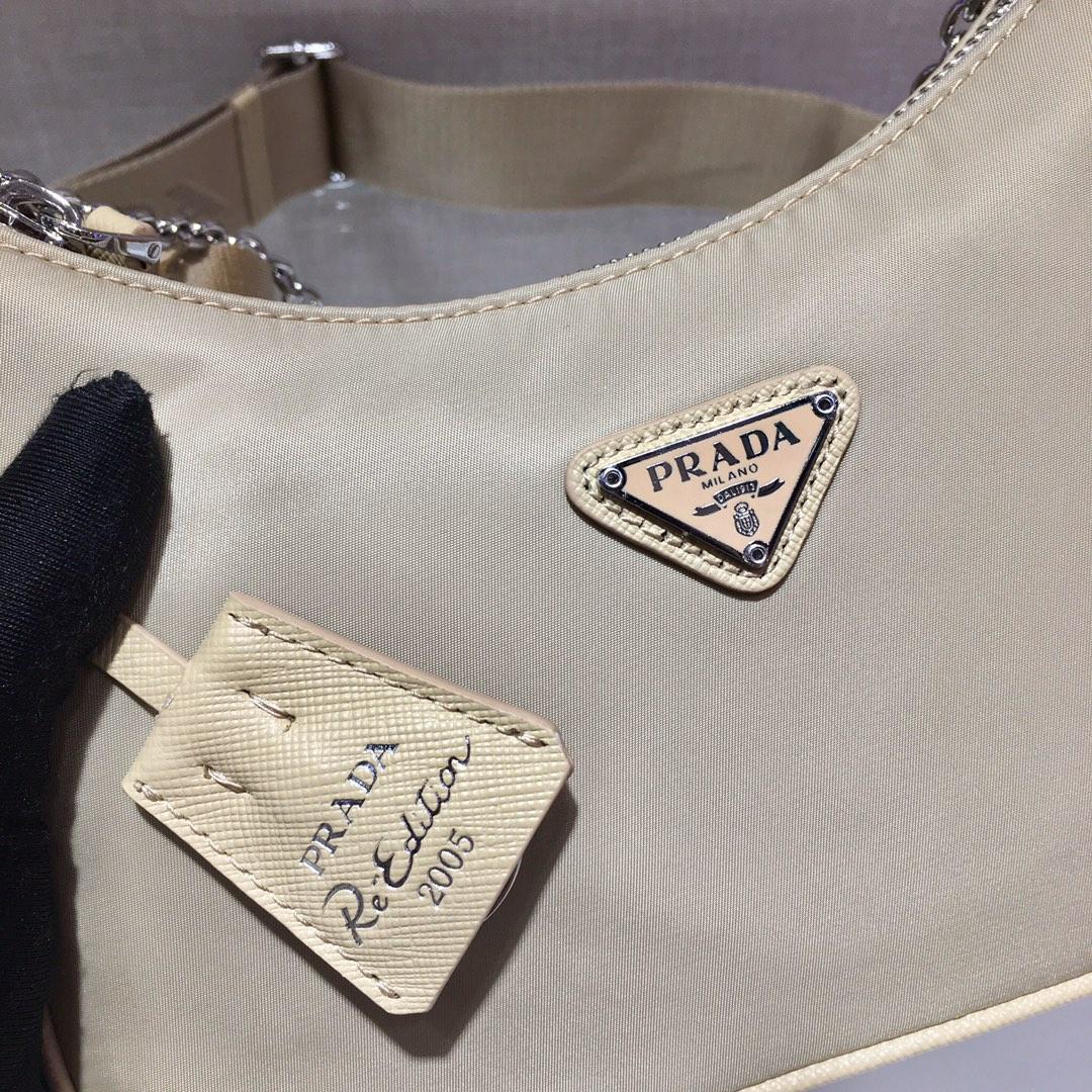 Prada Re-Edition 2005 Raffia Bag (22-12-6cm) - PerfectKickZ