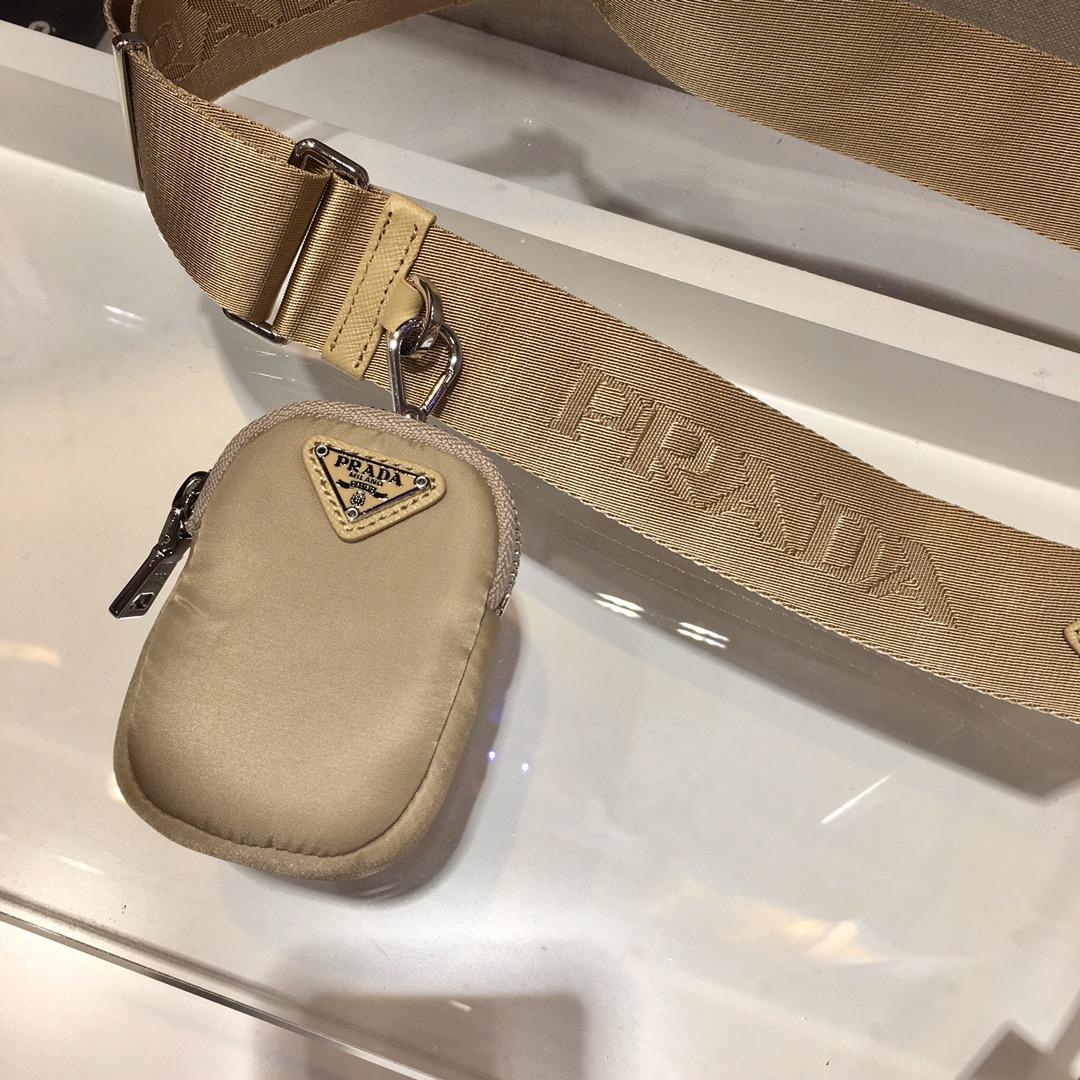 Prada Re-Edition 2005 Raffia Bag (22-12-6cm) - PerfectKickZ