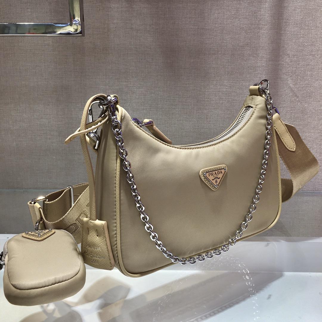 Prada Re-Edition 2005 Raffia Bag (22-12-6cm) - PerfectKickZ