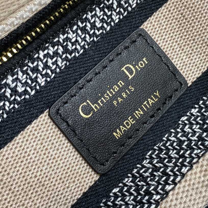 Dior Medium Lady D-Joy Bag - PerfectKickZ