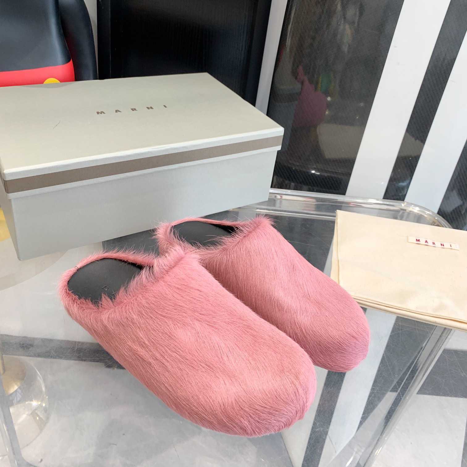 Marni Fussbett Slip-On Flat Mules - PerfectKickZ