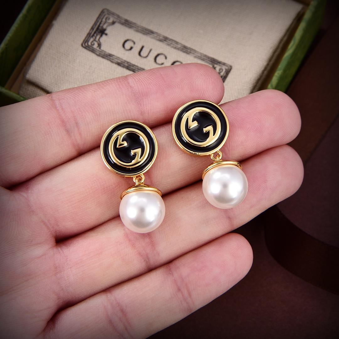 Gucci Blondie Pearl Earrings - PerfectKickZ