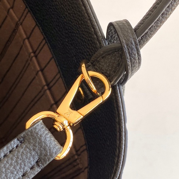 Louis Vuitton Monogram Handbag (33X23x15cm) - PerfectKickZ